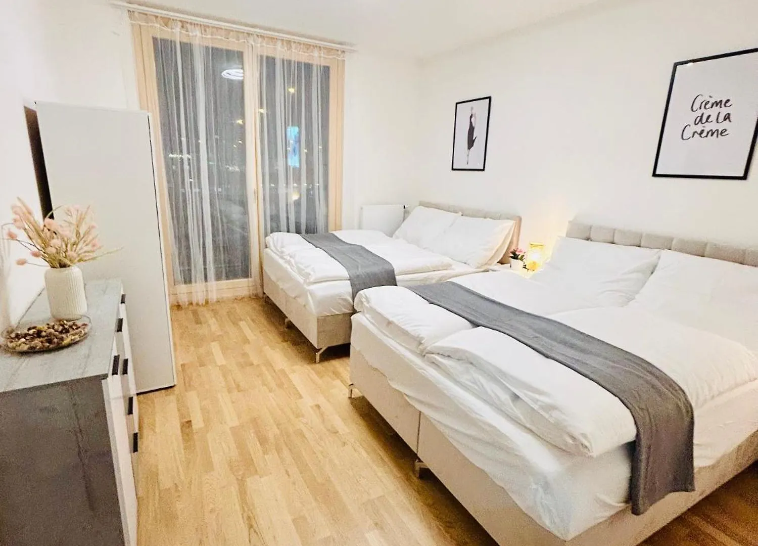 Apartment New Luxury Apartmen At Andel Metro Station Prague