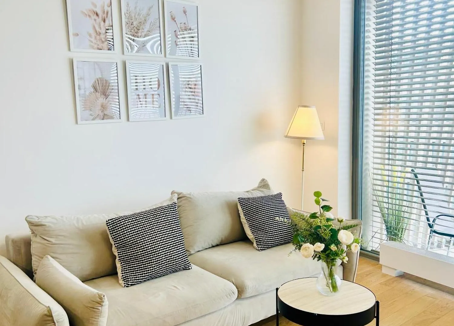 New Luxury Apartmen At Andel Metro Station Prague Czech Republic